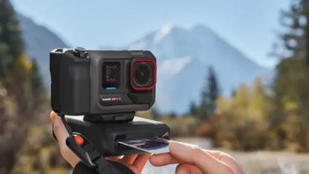 全景上帝视角！影石Insta360 Ace Pro 2，滑雪拍摄不用愁构图