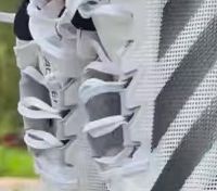 阿迪达斯波士顿12：稳定支撑与舒适兼备