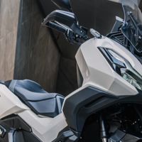 2025款本田ADV350这台跨界踏板太懂摩旅党！🏍️