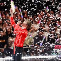 无忧之夜2025引热议，120亿曝光背后的全民参与实验？我们用50+用户观点深度拆解