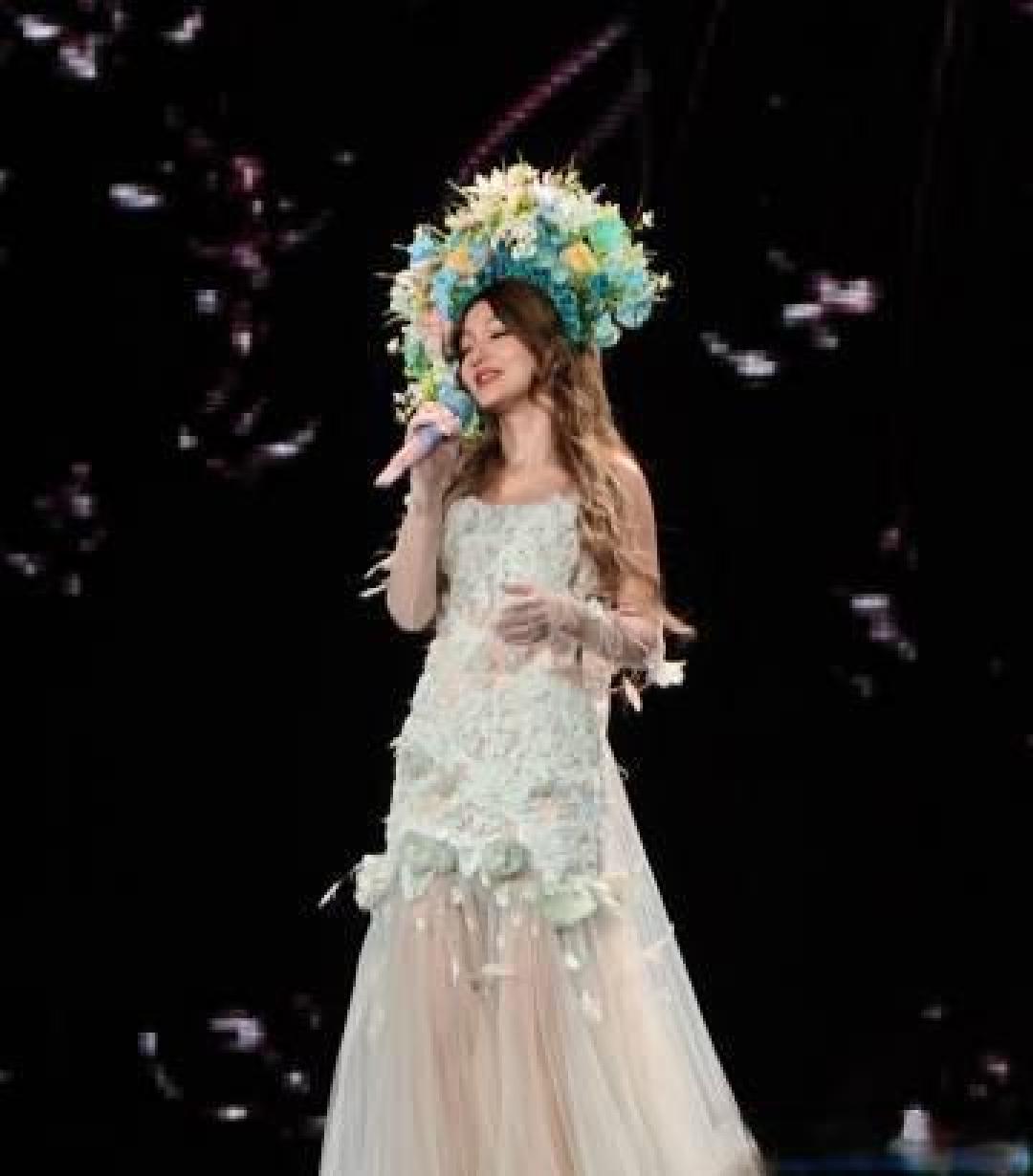 张韶涵演唱会化身“簪花涵”,让非遗之美惊艳出圈