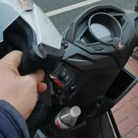 踏板车座桶暗藏头盔防盗黑科技