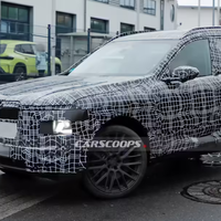 眯眯眼加大鼻孔？配备新形态门把手，宝马全新一代X7最新谍照曝光