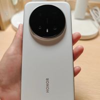 目前最值得买的高端手机，一次性到位用6年，省的折腾！