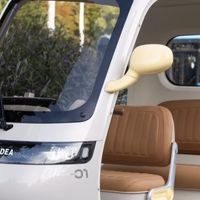 雅迪摩登闪靓，冬日出行不再冷