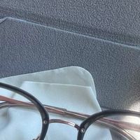 大框设计修饰脸型，素颜适配