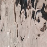 初雪玻璃杯：设计与实用兼备