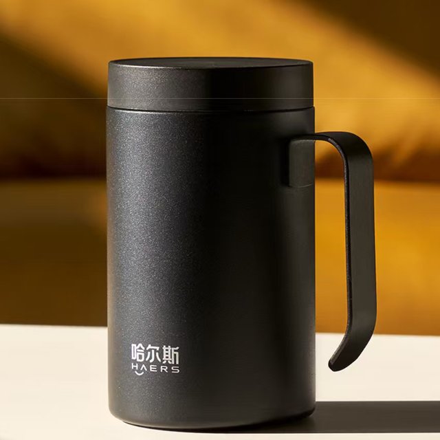 哈尔斯商务保温杯450ml到手6.78羊毛价，康巴赫蜂窝炒锅32cm到手75.95！1⃣️哈尔斯商务保温杯450ml，拍1件加入购物车；哈尔斯商务保温杯男女450ml带把手水杯子316不锈钢车载便携团
