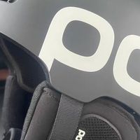 专业测评｜POC AURIC CUTBC MIPS滑雪头盔：野雪探险的安全守护神