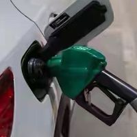 汽车加“燃油宝”真能清积碳、降油耗？老司机实测后告诉你真相