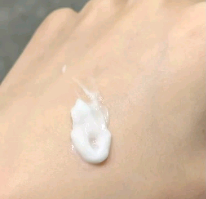 适乐肤洁面产品
