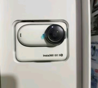 滑雪拍摄神器种草：Insta360影石GO 3S 4K拇指相机
