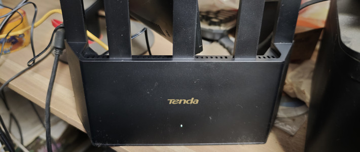 85元的腾达BE5100路由器到货，还不错~盒子里的网线竟然是坏的！