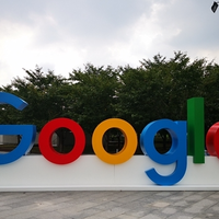 谷歌推出耳机实时翻译测试版：引入Gemini高级功能