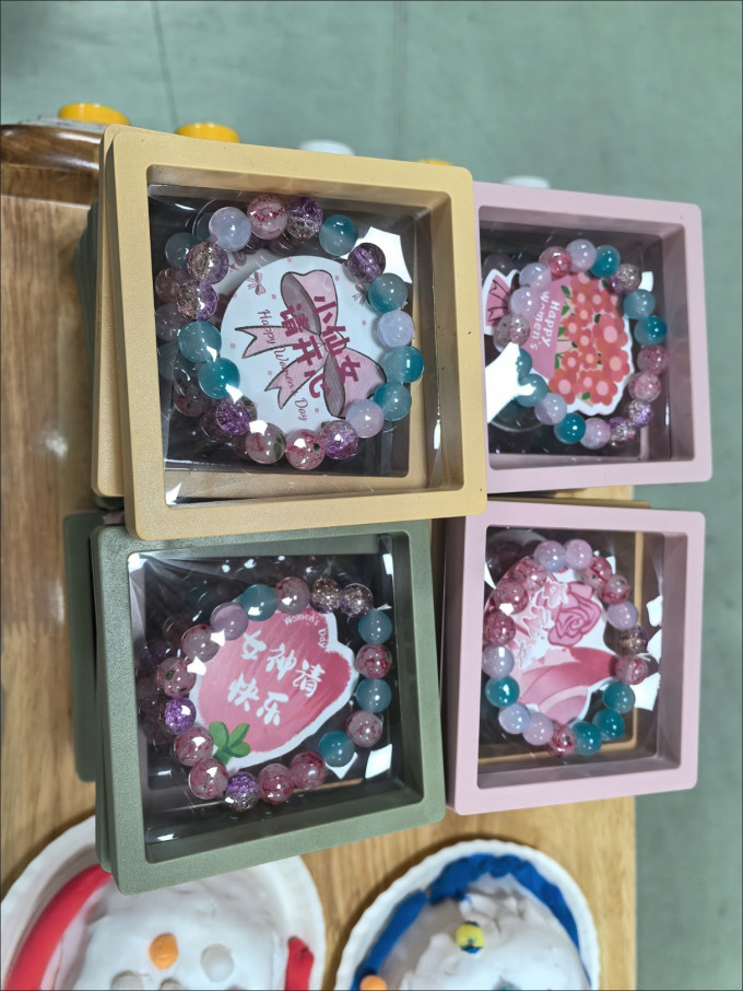 其他饰品