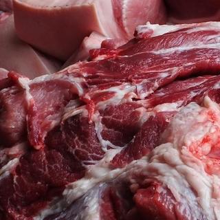 买猪肉，遇到这3种别买！肉贩子：不懂的人才吃