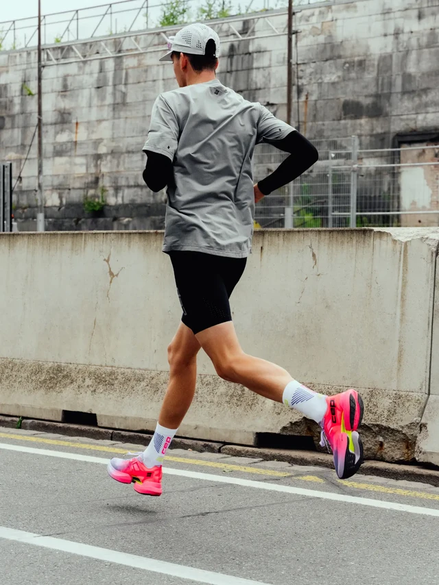 新品｜CEP VERTICAL 2025设计款运动压缩袜