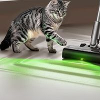 戴森用起来很累吗？2025 轻便吸尘器排行榜 这款女生用着零负担