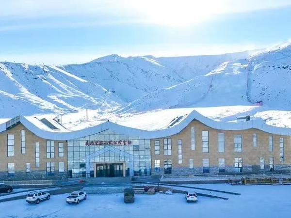 青格里狼山滑雪场，性价比超高？