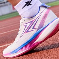 体考训练实测｜威量「瞬影AIRBOOM」真的适合跳远和短跑吗？