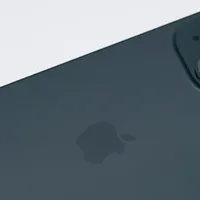 最便宜的2款苹果手机，iPhone 15还是iPhone 16e，且看看我的理解