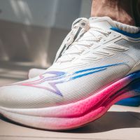 体考中长跑实测｜「炽速2.0KM」真的能提10秒？跑了800米说说真相