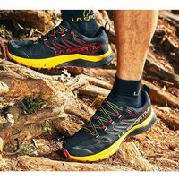 越野跑鞋真能兼顾通勤与越野？1000+用户观点大碰撞