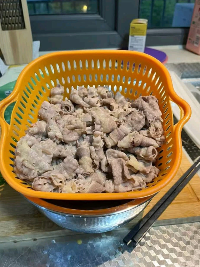 谷饲进口牛肉卷，家庭聚餐首选