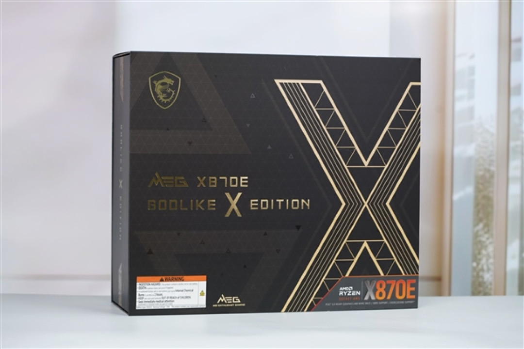限量1000块!微星MEG X870E GODLIKE X EDITION主板图赏