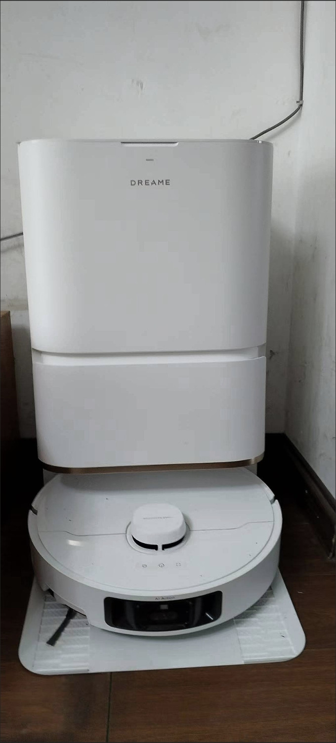 扫地机器人