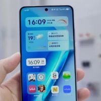 vivo更激进了，16GB+1TB+7500mAh，旗舰新机开始“变相降价”