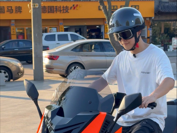 宁波首台阿迪瓦倒三轮了解一下？
