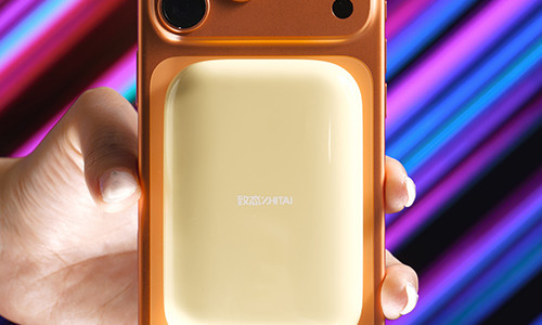 致态灵·潮流版移动固态硬盘实测：磁吸+2000MB/s+4TB 全平台备份神器