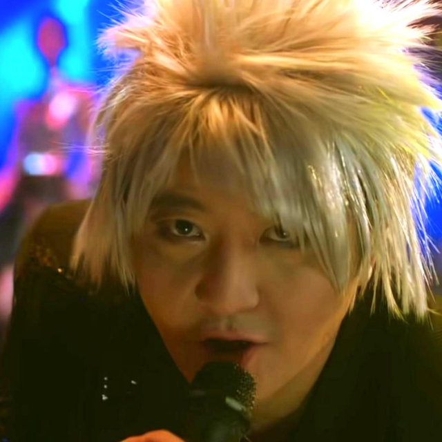 《老舅》首播，看“倒挂”兄弟崔国明10个字，毁了郭大炮的一生？