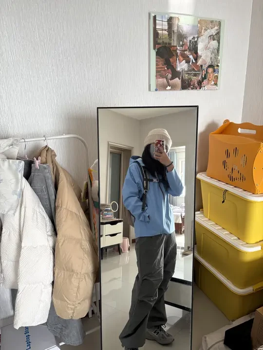 买了三件冲锋衣！