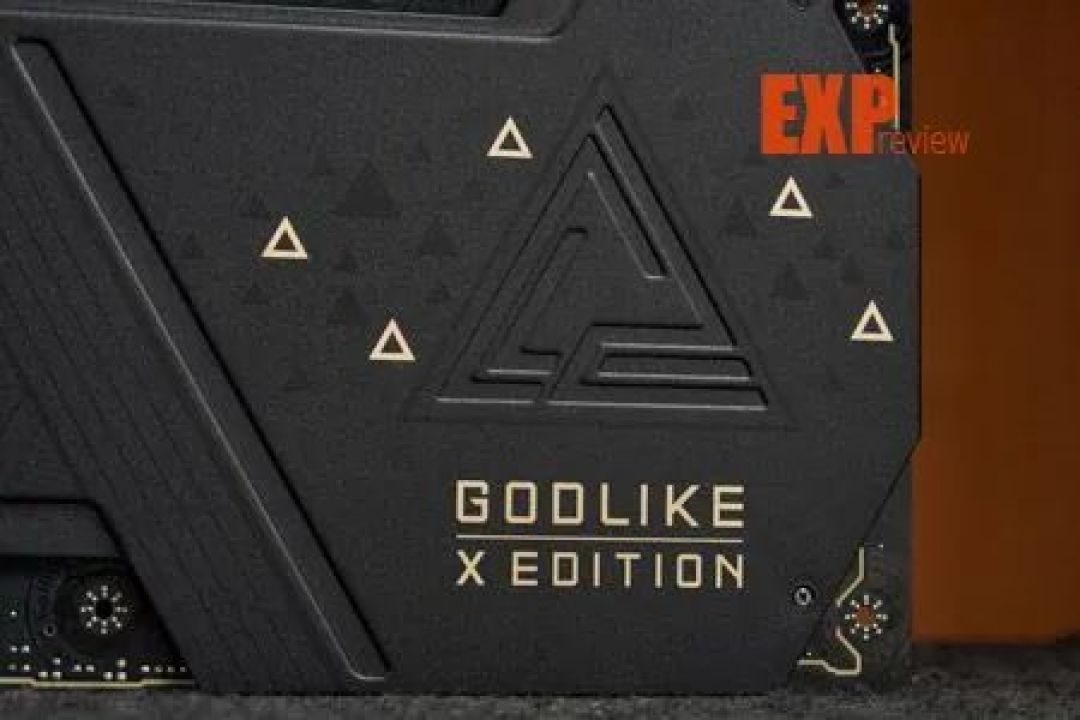 微星X870E超神十周年限量主板评测十年磨一剑，限量1000块的信仰之作