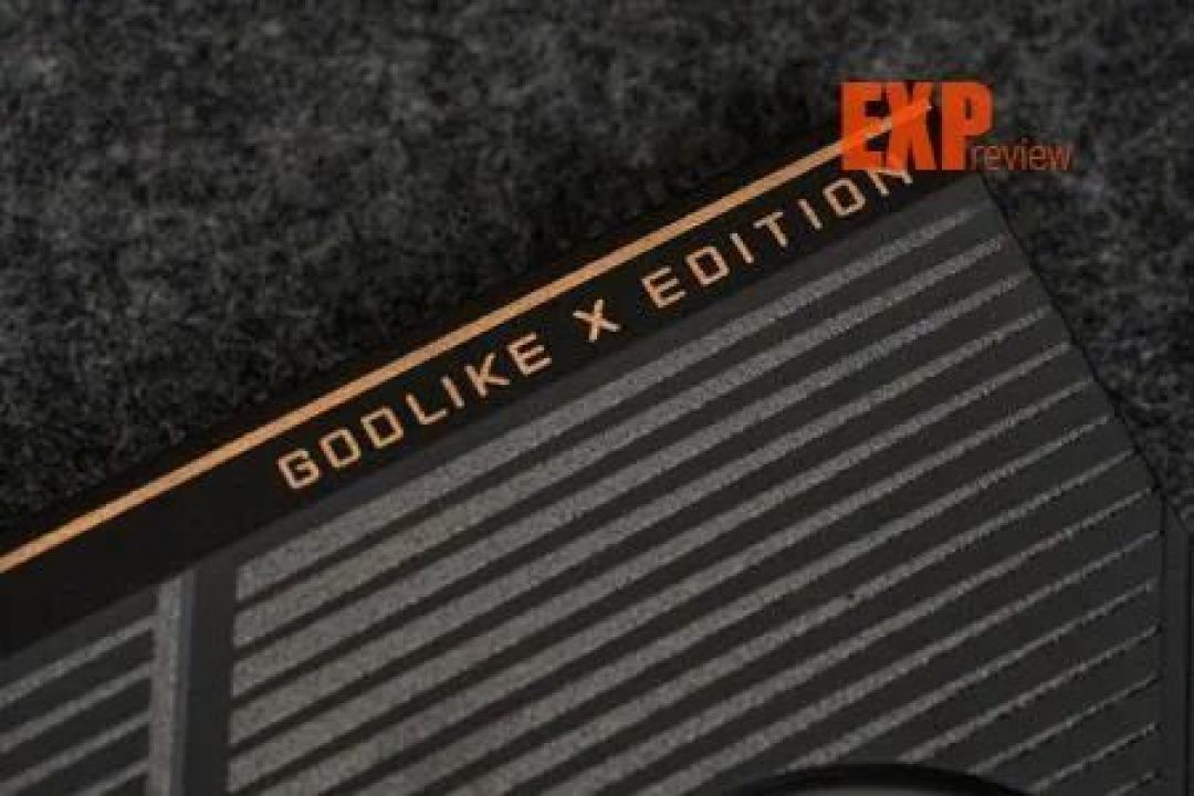 微星X870E超神十周年限量主板评测十年磨一剑，限量1000块的信仰之作