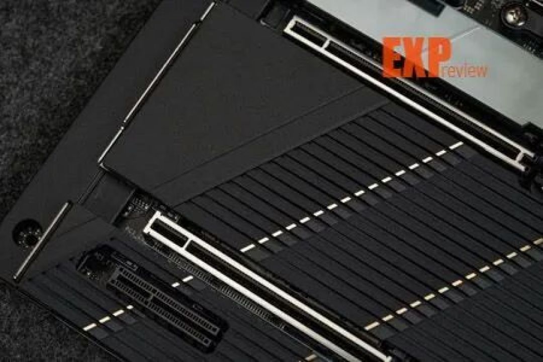 微星X870E超神十周年限量主板评测十年磨一剑，限量1000块的信仰之作