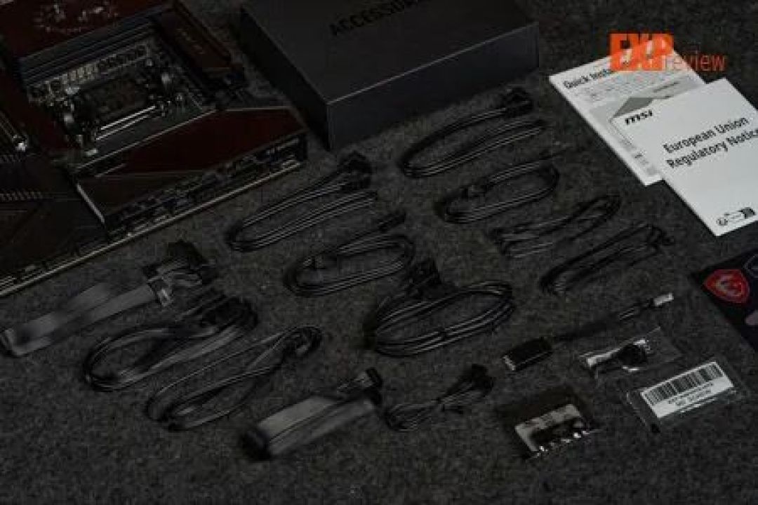 微星X870E超神十周年限量主板评测十年磨一剑，限量1000块的信仰之作