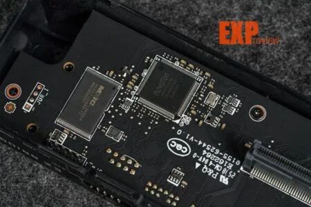 微星X870E超神十周年限量主板评测十年磨一剑，限量1000块的信仰之作