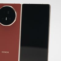 荣耀Magic V5：折叠之间，邂逅科技与诗意的浪漫交响