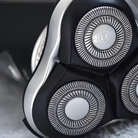 手动剃须刀VS电动剃须刀，谁对皮肤更友好？