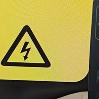 不同品牌的碱性电池真的会导致产品损坏么？