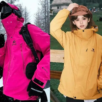 百元级冲锋衣 vs 专业户外品牌？我们汇总了150+用户真实观点，答案在这