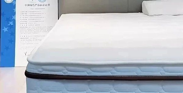腰不好的人，买床垫这样选才省钱！4款“闭眼入”型号，数据拆给你看