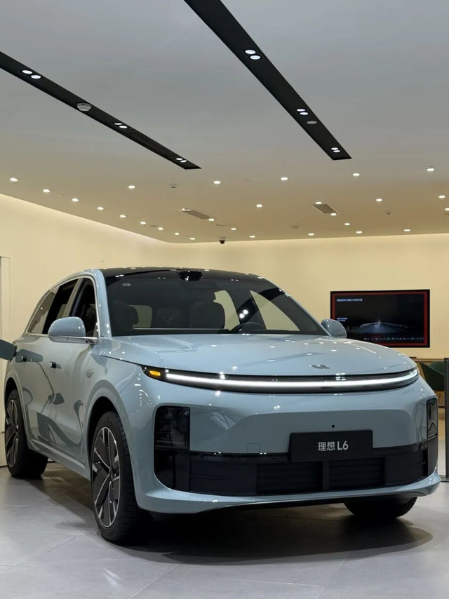 理想L6真的懂生活！智能出行幸福感拉满