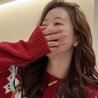 2025新款浮夏费尔岛红色毛衣外套，迎接圣诞与新年！