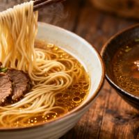 兰州拉面 vs 牛肉板面？我们集合了127位用户真实体验，答案在这