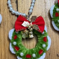 手工制作精美不织布挂件：从多肉到美食