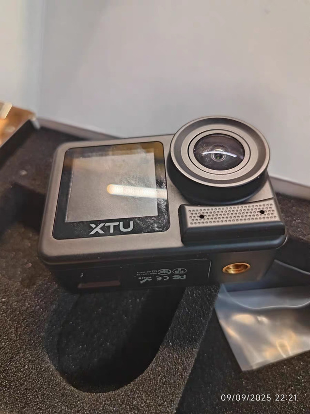 句骁途 S6 Pro 运动相机设计特点